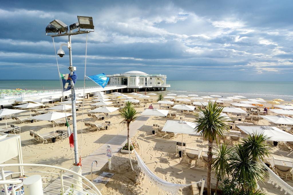 Terrazza Marconi Hotel&Spamarine セニガッリア エクステリア 写真