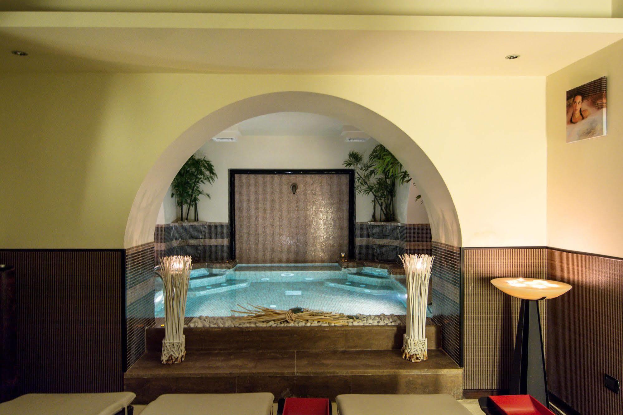 Terrazza Marconi Hotel&Spamarine セニガッリア エクステリア 写真