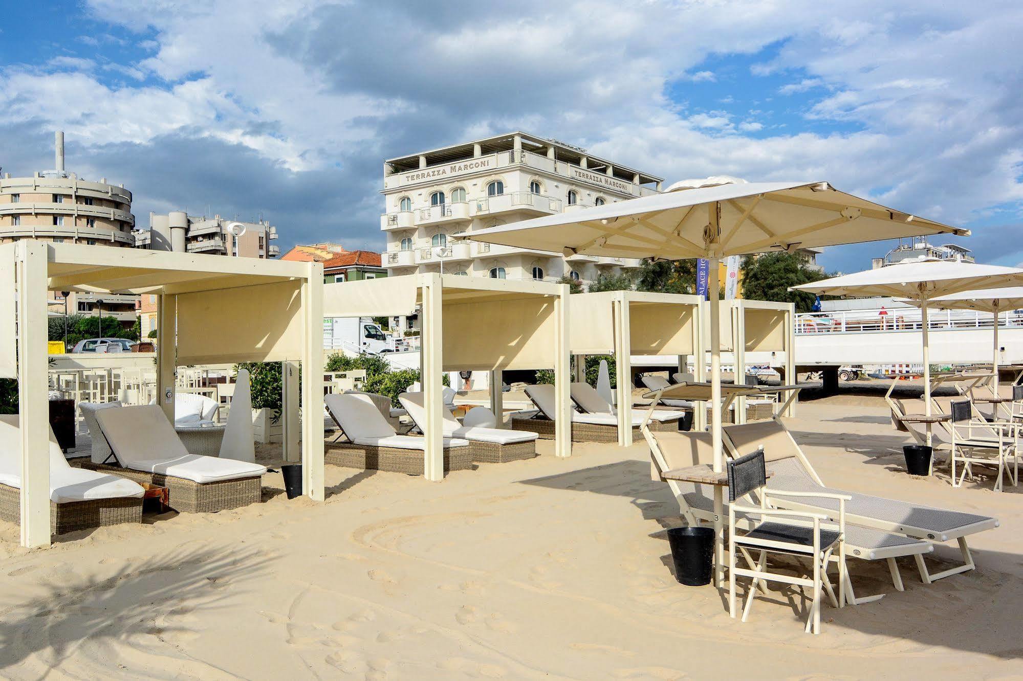 Terrazza Marconi Hotel&Spamarine セニガッリア エクステリア 写真